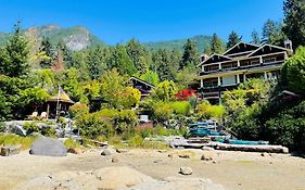The Tuwanek Hotel And Spa